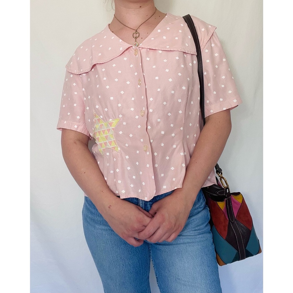 ♦️5/$15♦️Bentley | Vintage 90s Pink Collared Patched Button Down Blouse